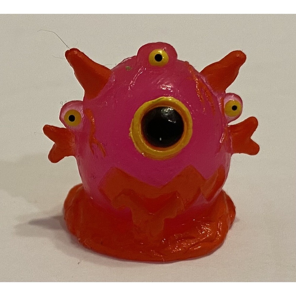 Trash Pack Series 7 Oozing Eyeball Pink Trashie Moose Squishy Vicious Virus